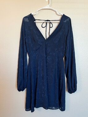 Lulus Navy Floral Jacquard Open Back Mini Dress Long Sleeve Size Large NWOT